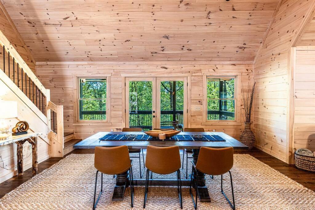 Luxe Family Cabin 8 Min To Downtown بلو ريدج المظهر الخارجي الصورة