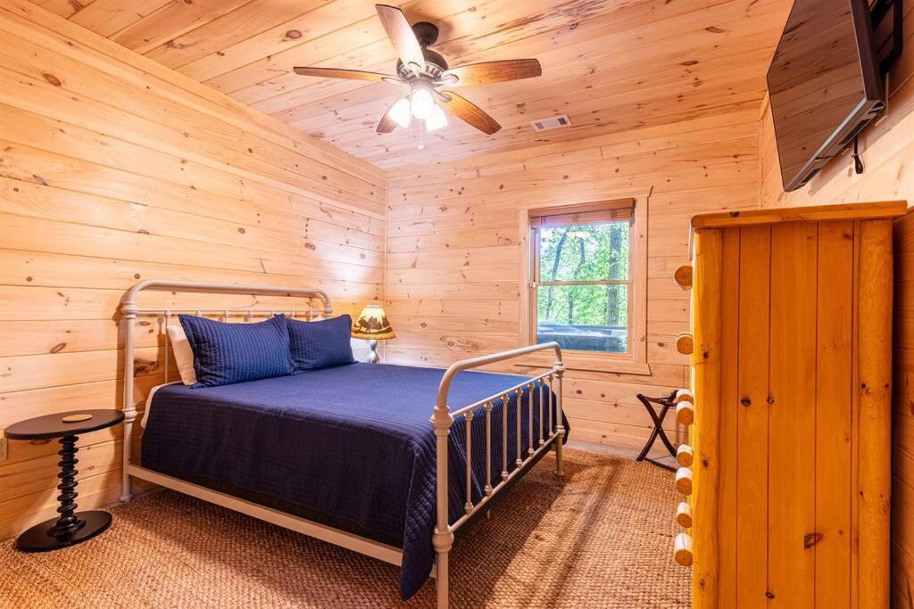Luxe Family Cabin 8 Min To Downtown بلو ريدج المظهر الخارجي الصورة